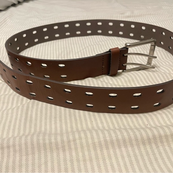 Accessories - Brown Leather Belt (XL)
